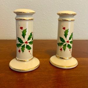 Lenox holiday salt a pepper shakers